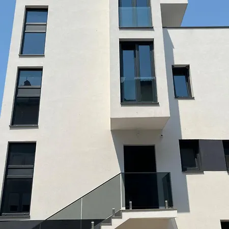 Mediterra 3*